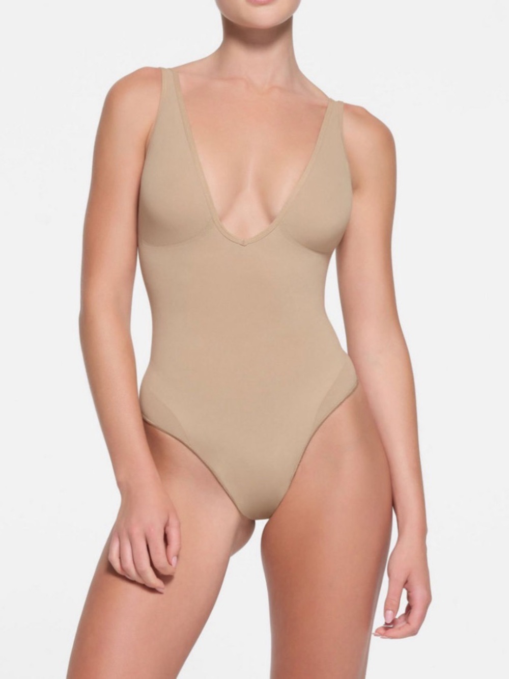 Skims Seamless Sculpt Deep Plunge Thong Bodysuit